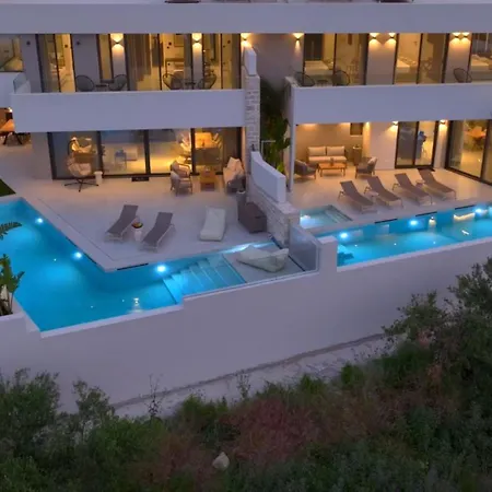 Bella Casa - Newly Built Designer Villa Kalyves